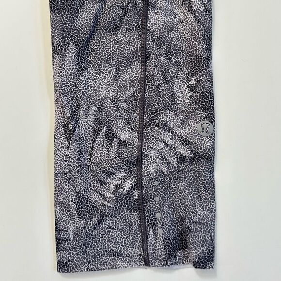 Lululemon Fast Free Tight Kindred Spirit Alpine White Multi Crop 19” - Picture 3 of 7